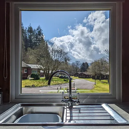 Ruskin Lodges Argyll, By Puck'S Glen, Rashfield Near Dunoon Exterior photo